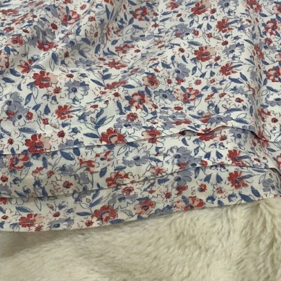 POLO RALPH LAUREN  FLORAL TOP. - Picture 7 of 9